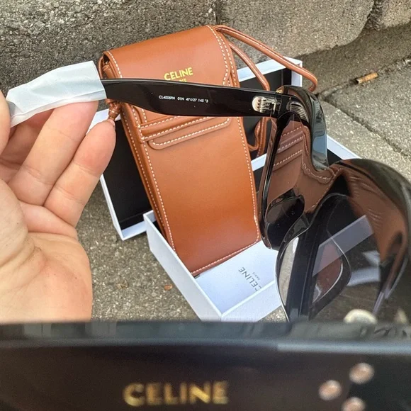 Black Sunglasses - Picture 4 of 4